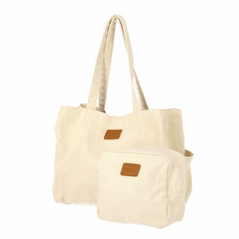 Anap Anapロゴ型押しポーチ付きキャンバスバッグ アイボリー 通販 Lineポイント最大2 0 Get Lineショッピング