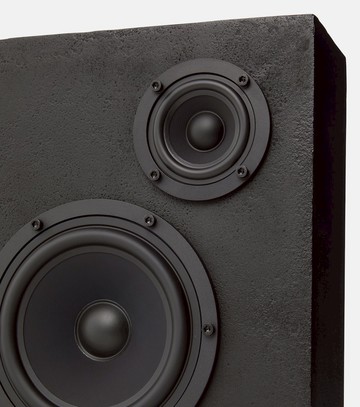 Transparent Steel speaker
