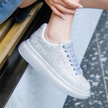 香港2025年春秋新款女麥昆時尚滿鉆鞋百搭小白鞋休閑運動鞋松糕鞋