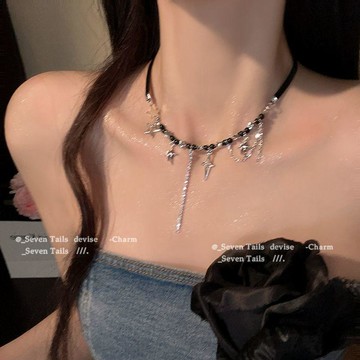 高級感項鍊🍇黑色芒星串珠項鍊女高級設計感小衆鎖骨鏈氣質百搭頸鍊choker配飾簡約 百搭 項鍊 頸鍊 鎖骨鍊 女飾 飾