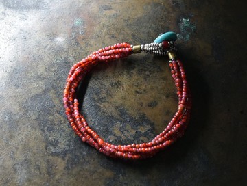 古董金赤混色白芯琉璃珠四圈手鍊 綠松石釦頭