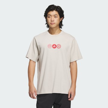 adidas 愛迪達 短袖上衣 男 CNY新年 亞規 寬鬆版型 CM GFX TEE 卡其 JZ4196