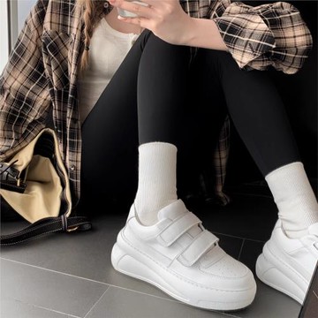 鹿與女友 小白鞋女2025新款爆款真皮厚底增高魔術貼運動休閑板鞋