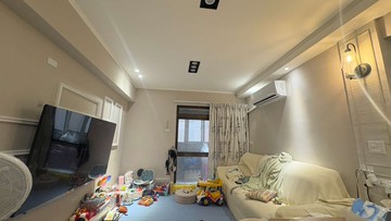 新埔國小家樂福旁溫馨三房車 雙衛浴開窗｜桃園市桃園區經國路