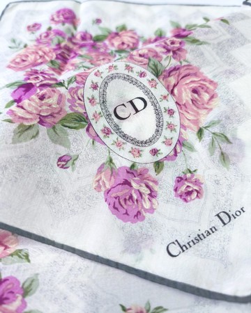 Christian Dior 復古手帕花卉印花玫瑰 20.5 x 20.5 英寸