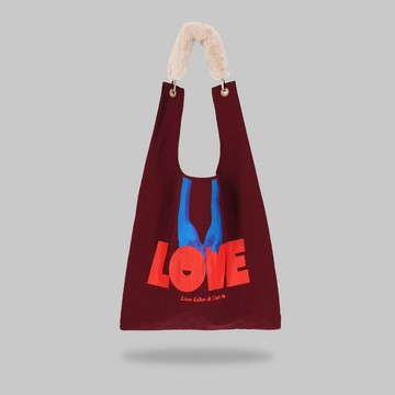 LOVE - Soft feelings, useful storage bag | 配可拆仿毛肩帶
