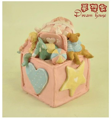 2006 Gnomy's荷蘭娃娃 BBG06179 喜獲新生 女孩積木撲滿/存錢筒 ★ Zakka'fe ★