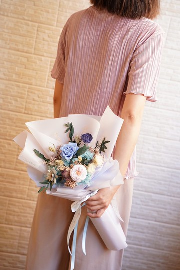【竒花】星辰藍永生花束 畢業 生日禮物 永生乾燥花 告白