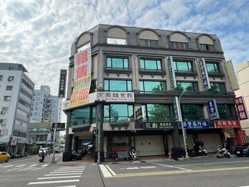 R10美麗島站/六合商圈金鑽電梯5樓大透店｜高雄市新興區六合一路