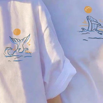 S~XL 月下翻騰鯨魚 純棉 短T 情侶T【Y1294】MIT 情侶裝 短袖T恤 快速出貨不用等 男女可穿