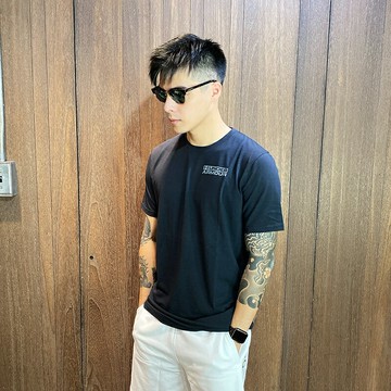 美國百分百【全新真品】Under Armour 運動時尚 UA T恤 短袖 小Logo T-shirt 黑色 J297