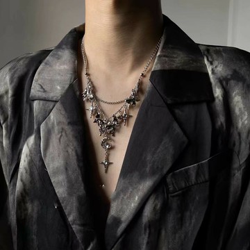 【台灣公司 可打統編】免運 黑暗鑲鉆蝴蝶四芒星項鏈個性月亮創意潮流吊墜優雅氣質高級感項飾 可開發票 全館五折 工廠現貨直銷 新品特價 z9211