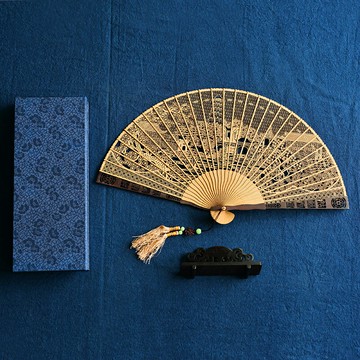 禮盒裝檀香鏤空古典折扇送國外朋友中國風古風禮物家居擺件套裝