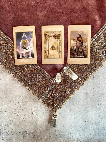 奢華　由日本占卜師　純手工製作的　塔羅牌桌布　Made in JAPAN