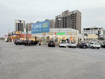 鳳翔商圈77期精緻質感新屋齡雙車墅｜高雄市鳳山區鳳和二街