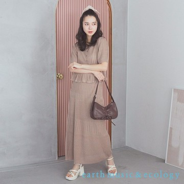 earth music&ecology 【SET ITEM】荷葉摺邊鉤織罩衫+ALINE長裙(01000525000)