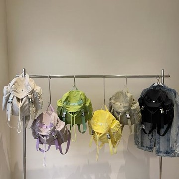 旅行包尼龍新款口袋防水輕便雙肩包戶外降落傘男女大容量運動背包
