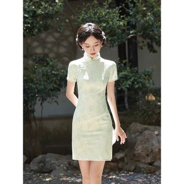綠色旗袍小個子新款2025新中式夏季連衣裙改良年輕款少女學生短款