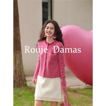 Rouje Damas 甜美時尚亮片拼接粉色花朵刺繡針織衫女短款毛衣外套