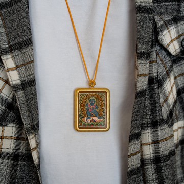 贊巴拉手工唐卡吊墜 – 財富與繁榮的神聖護身符