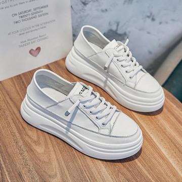 內增高小白鞋女2025年春秋新款軟皮透氣輕便松糕厚底舒適兩穿單鞋