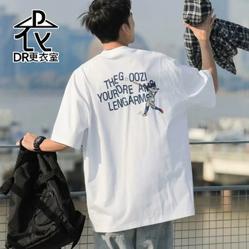 DR更衣室-短袖上衣 日系幽默風格設計棒球員文字短袖T恤 寬鬆 圓領 五分袖 男裝 大尺碼8XL【NL625240】