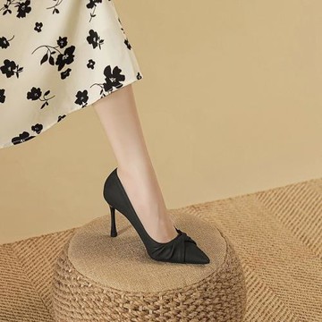 高跟鞋女2026秋季新款小碼單鞋313233工作黑色通勤大碼女鞋41一43
