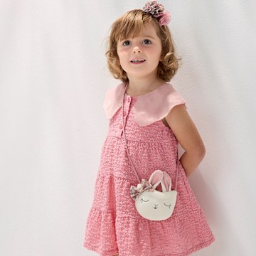 PIPPY 典雅花瓣大領片附小兔包洋裝 粉-090