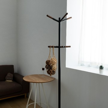 台灣 居然家居 JURAN 橡膠木 好自在衣帽架（雙色） - 質感黑