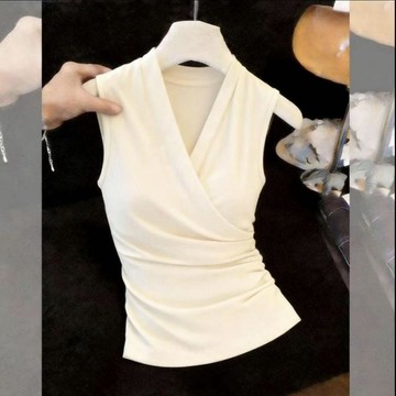 時尚新款美式交叉V領復古收腰無袖體恤女氛圍感氣質穿搭上衣無袖上衣 慵懶風背心 顯瘦背心 女生背心