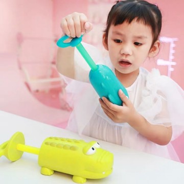 2020新款 抽拉式水槍/ $100洗澡玩具 兒童水槍 鱷魚鯊魚抽壓式水槍 水炮 蜘蛛人水槍 麵包超人水槍 兒童玩水槍