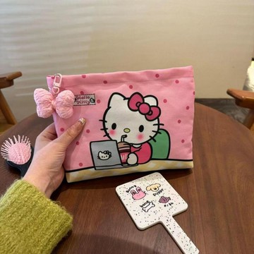 ✨元氣新品✨新款凱蒂化妝包爆款秋季便攜化妝包收納簡約卡通風格大容量YBNX