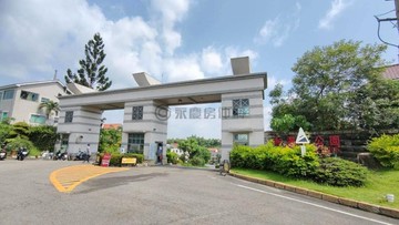 花壇豪宅首選海頓公園尊榮傳家大別墅..｜彰化縣花壇鄉觀音巷