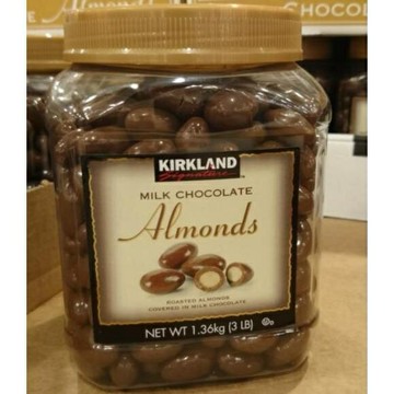 [COSCO代購5] D995550 Kirkland Signature 科克蘭 杏仁巧克力 1.36公斤