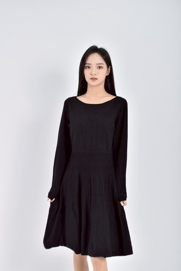 (M) jnfr質感棉質長袖黑色洋裝