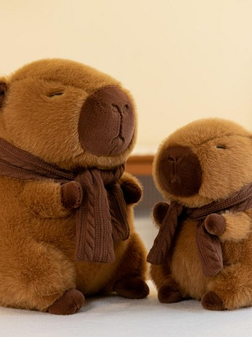 可愛圍巾卡皮巴拉公仔玩偶毛絨玩具抱枕水豚網紅布娃娃卡皮扒拉（45cm以上的商品麻煩客人選擇宅配哦，謝謝）