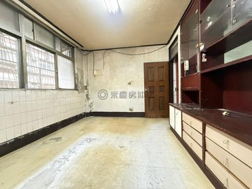 ※105綜合體育館巷寬公寓三樓雅寓｜新北市三重區貴陽街