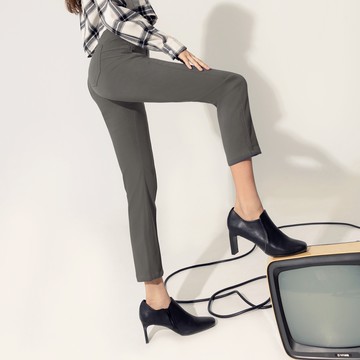 OB嚴選 視覺細-5KG．內刷毛彈力直筒魔法顯瘦褲 《BA6920》大尺碼/現貨/女裝