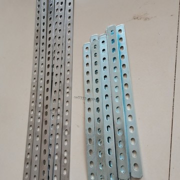 ⚡新品首發⚡【可开收據】萬能鍍鋅扁鐵條帶孔調整鐵條調整條固定鐵條改裝鐵條