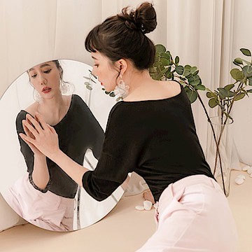 多色質感船領五分袖彈性舒爽針織上衣-OB大尺碼