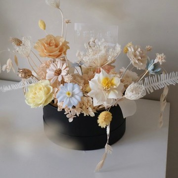 永生花橘黃禮盒 中秋節禮盒 伴手禮 生日禮物 週年 企業合作