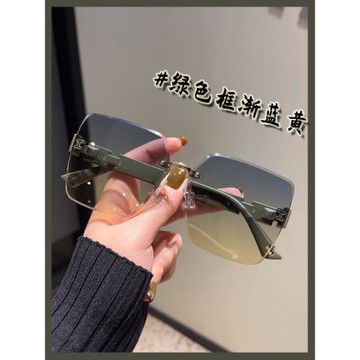 太陽眼鏡2025新款墨鏡女士高級感潮開車專用防紫外線防曬大臉顯瘦