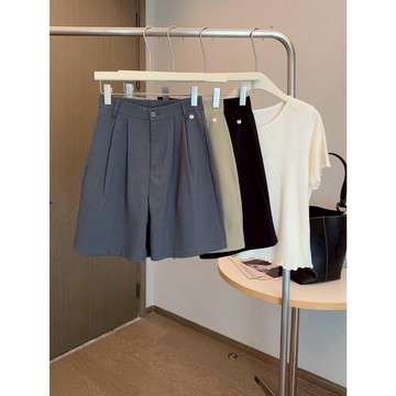 奈看服飾/隔日到貨巨好穿垂順西裝短褲 通勤休閒都可以的五分韓風西裝面料短褲 後鬆緊腰