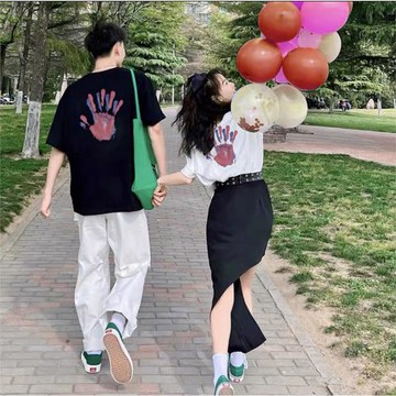 不一樣情侶裝2022夏季新款潮流網紅ins超火小眾設計高級感短袖t恤