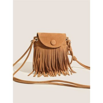 波西米亞流蘇水桶包2024新款包包百搭軟皮磨砂皮復古斜挎包女小包