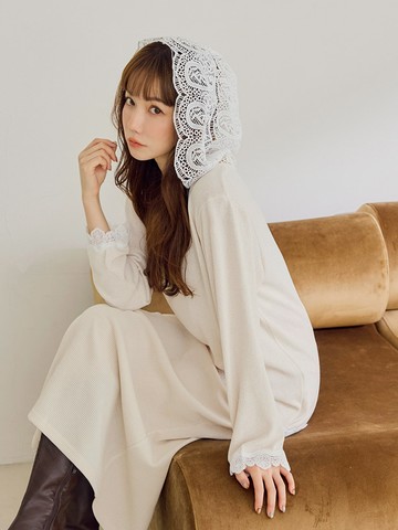 氣質V領蕾絲拼接連帽針織上衣