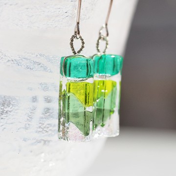 雞尾酒杯 (Kakuteru [emerald])耳针/耳夾[金屬配件的選擇] [定做]