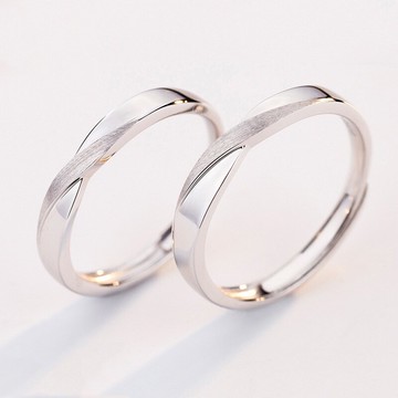情侶款戒指新款時尚百搭男女指環一對學生簡約異地戀情侶對戒