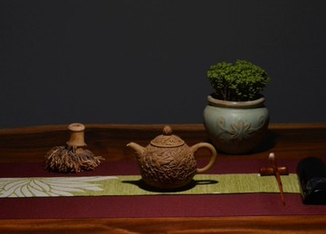 中式紫砂段泥茶壺 邱淑尉陶雕 李崑源茶壺
