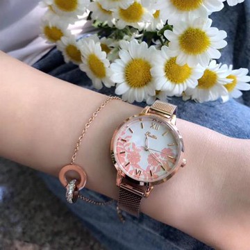 Scottie  花瓣米蘭錶帶女錶